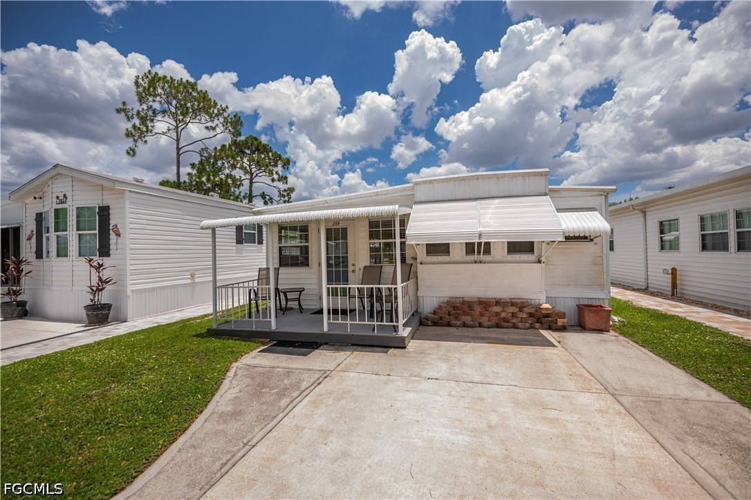 Photo 1 of 42 — 284 Blue Spring Terrace, North Fort Myers, FL 33903