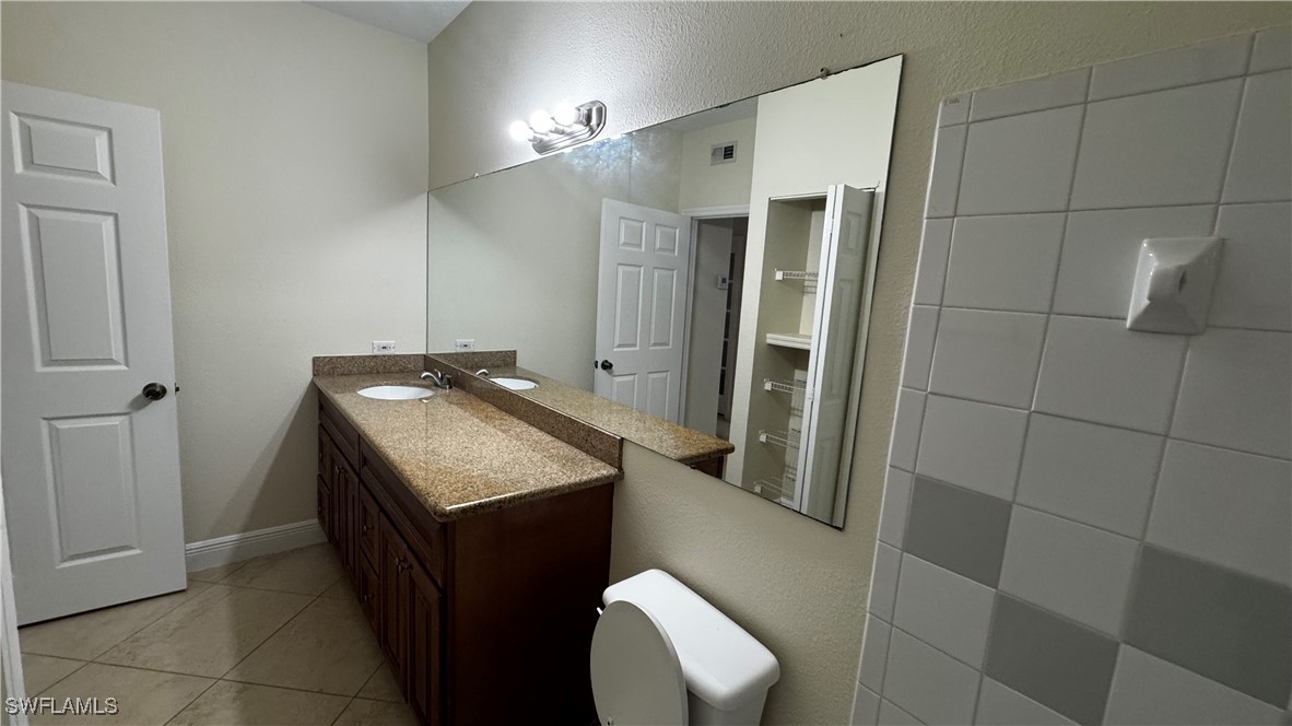 11520 Villa Grand 1012