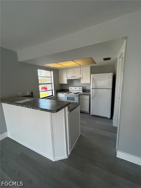 Tiny photo for Cape Coral, FL 33914 (MLS # 2026039390)