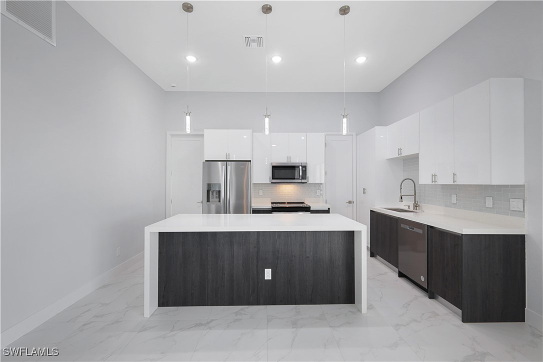 901 NW 19th Terrace