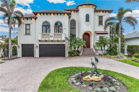 280 Egret Avenue Naples FL 34108
