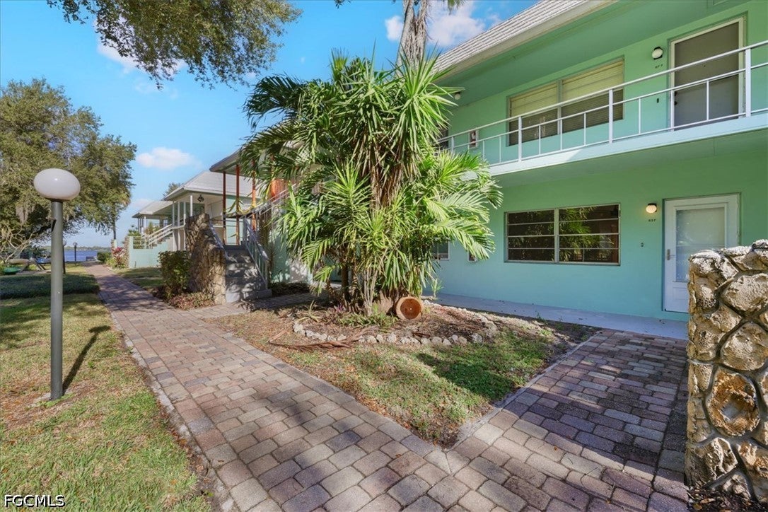 3225 E Riverside Drive 63F