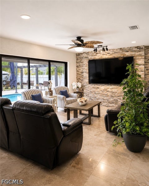 Tiny photo for 902 SE 21st Street, Cape Coral, FL 33990 (MLS # 2026038690)