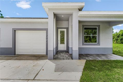 Tiny photo for 913 E 12th Street, Lehigh Acres, FL 33972 (MLS # 2025017300)