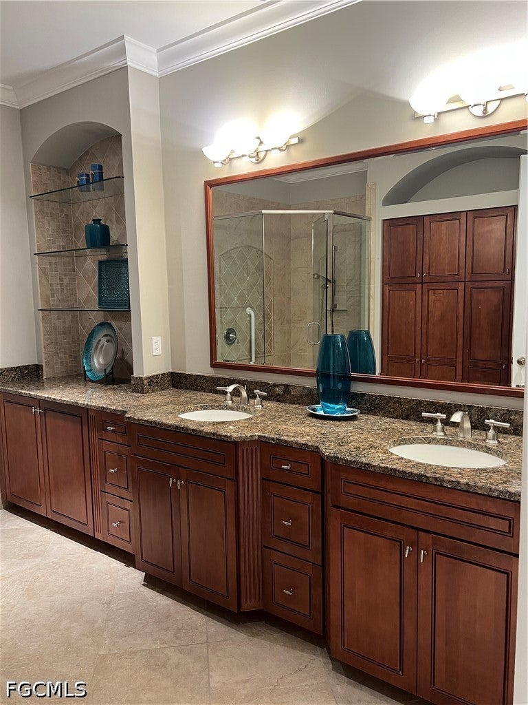 8555 Fairway Bend Drive