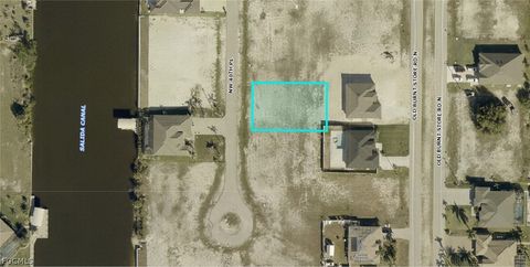 1427 NW 40th Place Cape Coral FL 33993