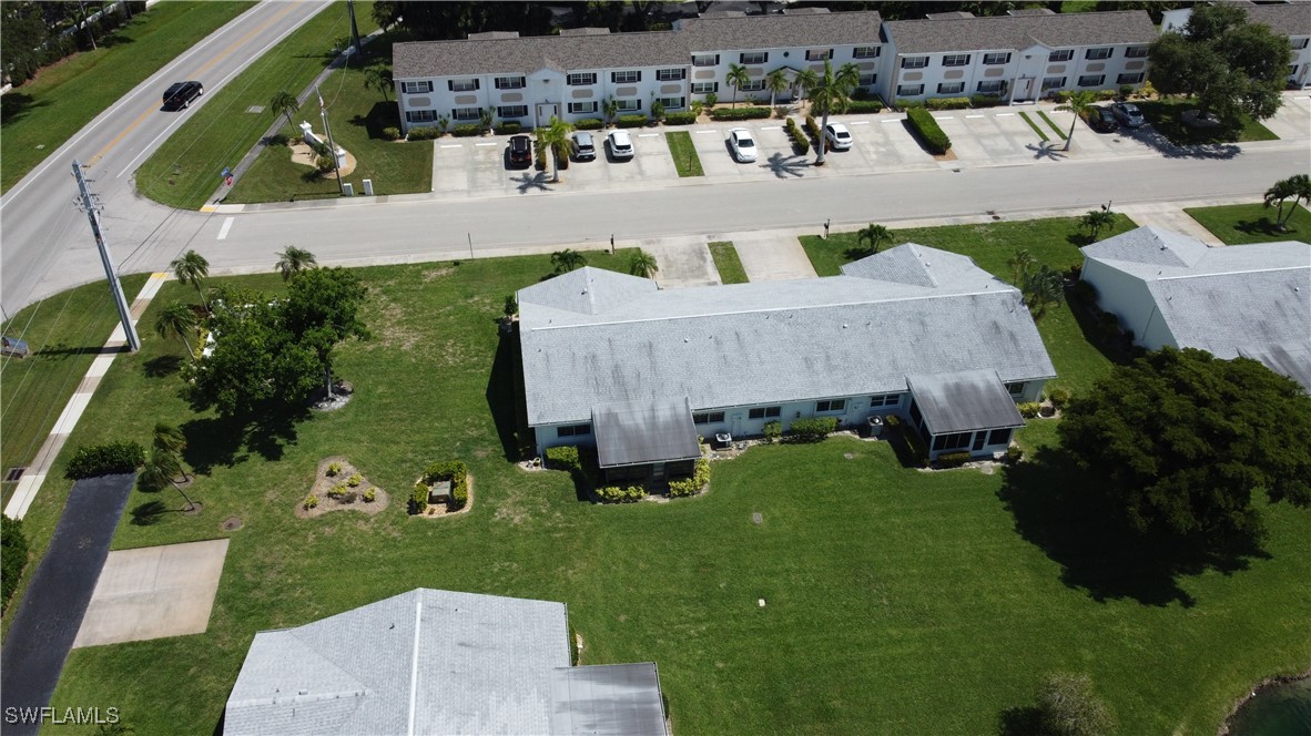 1527 Edgewater Circle
