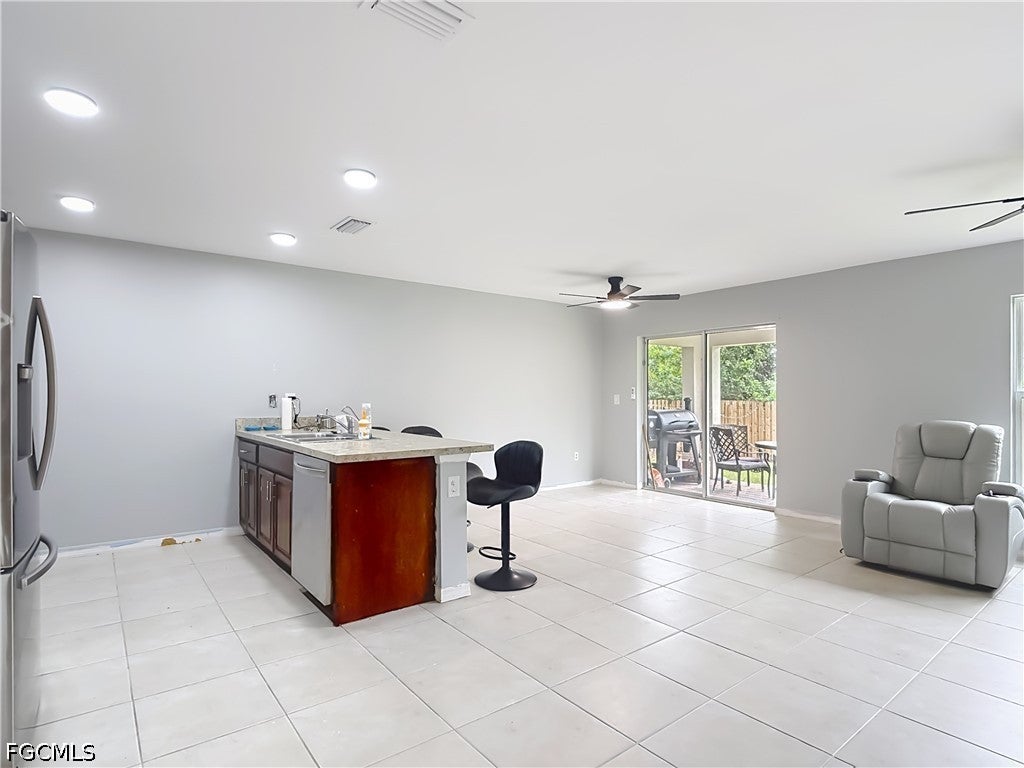 4306 NE 24th Place