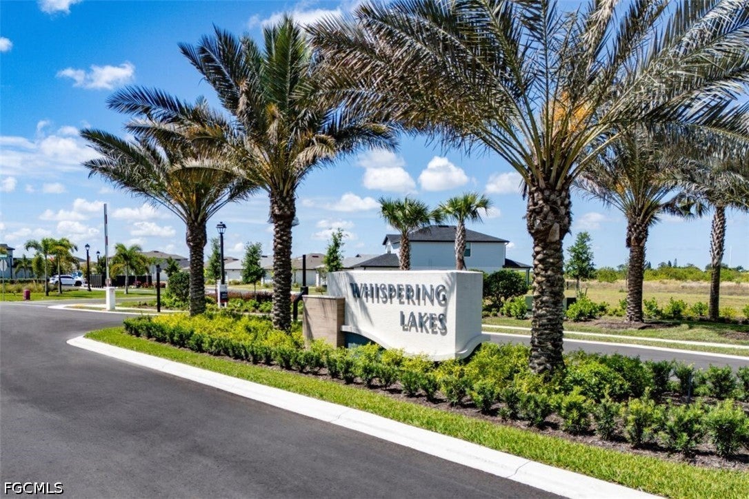 271 Lakeside Breeze Way