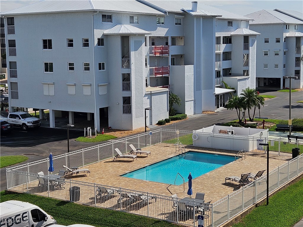 4571 Bay Beach Lane 373