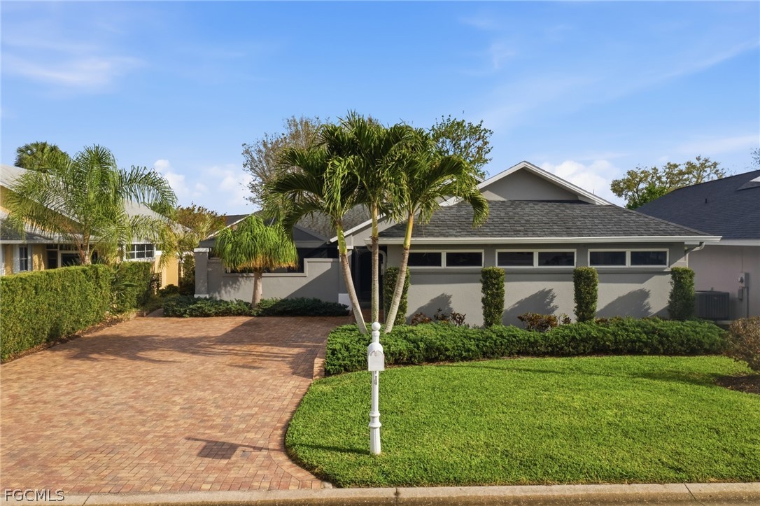 Photo 1 of 24 — 9455 Palm Island Circle, North Fort Myers, FL 33903