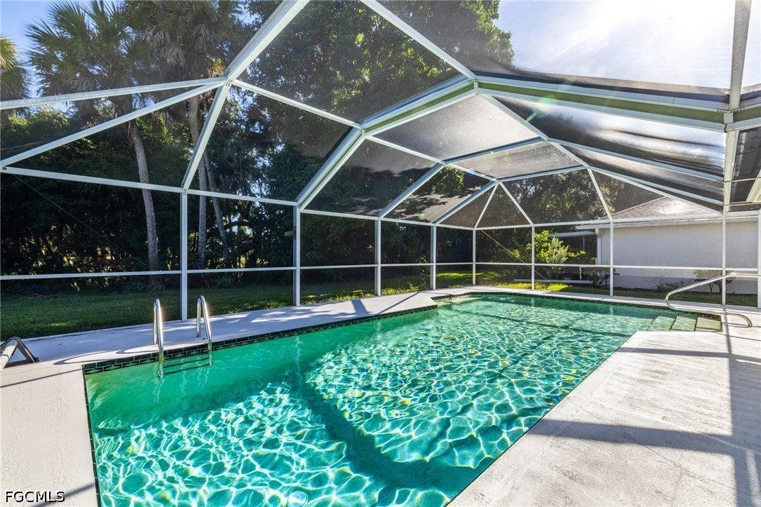 21096 Butchers Holler