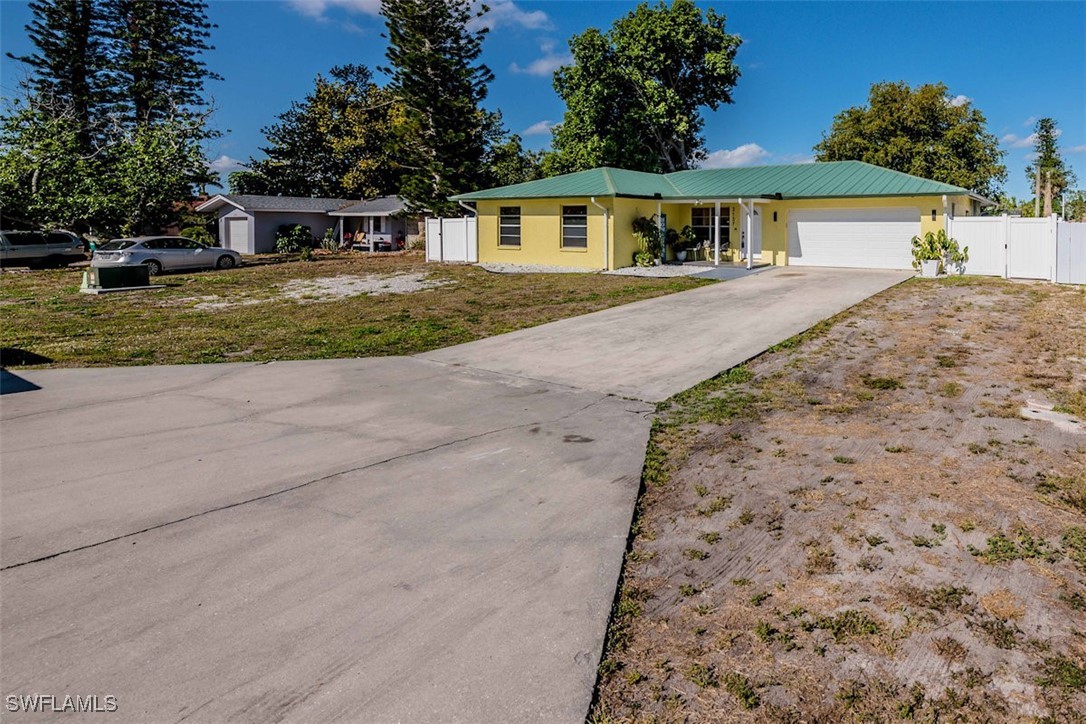 2137 44th Street SW