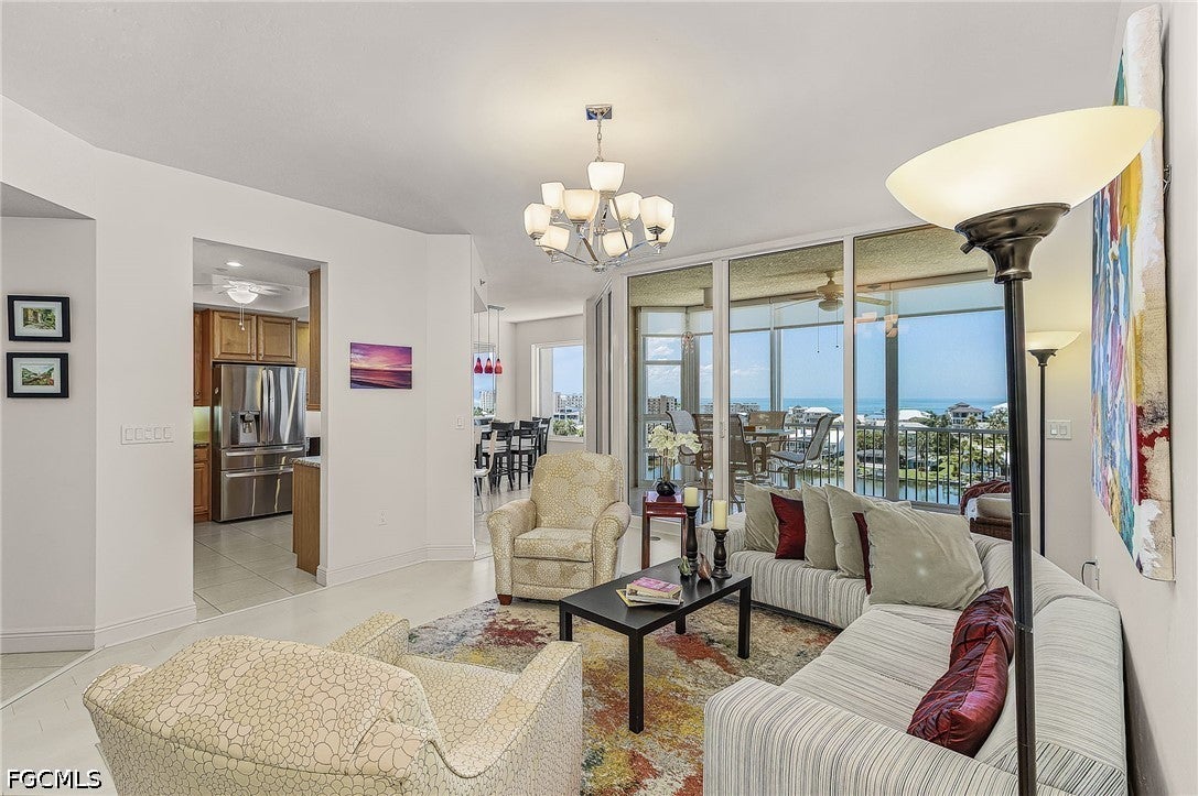 4192 Bay Beach Lane 872