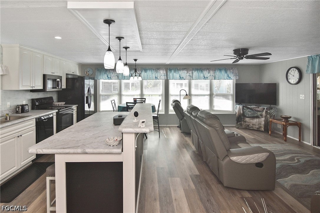 114 Snead Drive