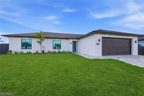 Tiny photo for 1906 NE 16th Place, Cape Coral, FL 33909 (MLS # 2026019979)
