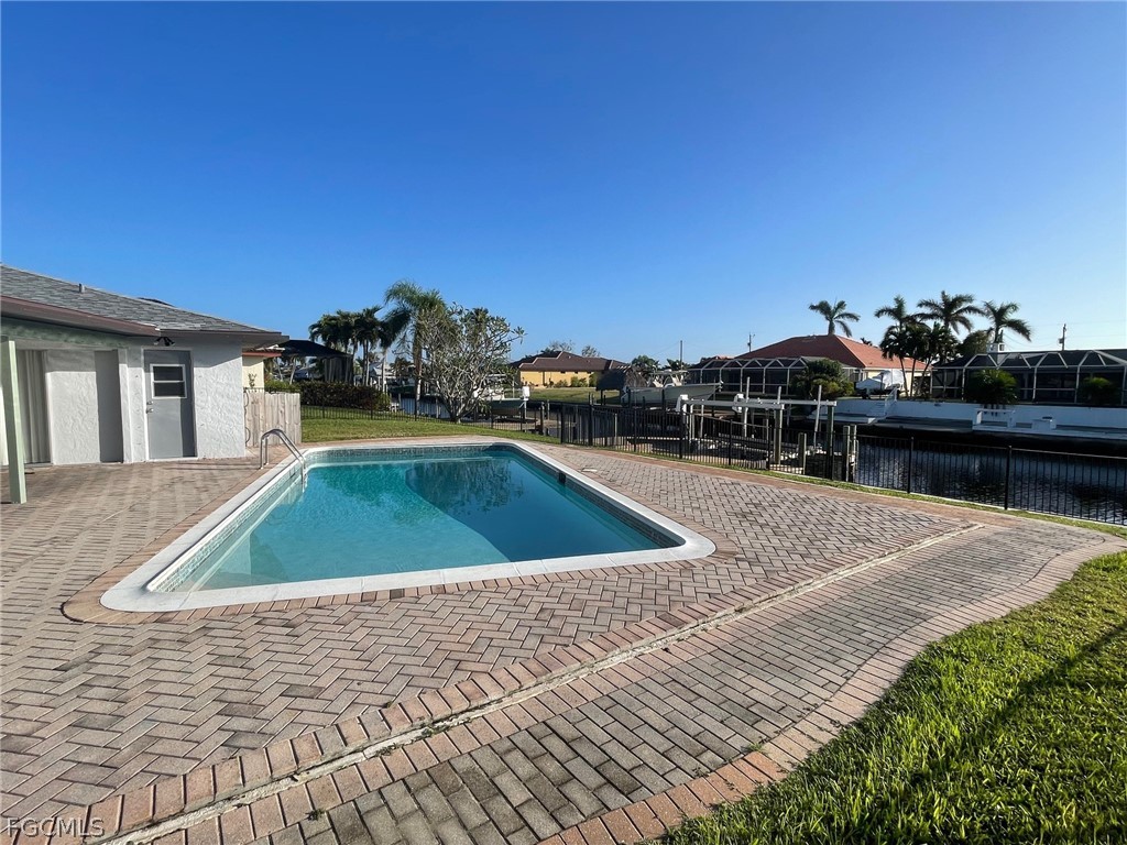 Photo 1 of 26 — 5029 SW 11th Place, Cape Coral, FL 33914