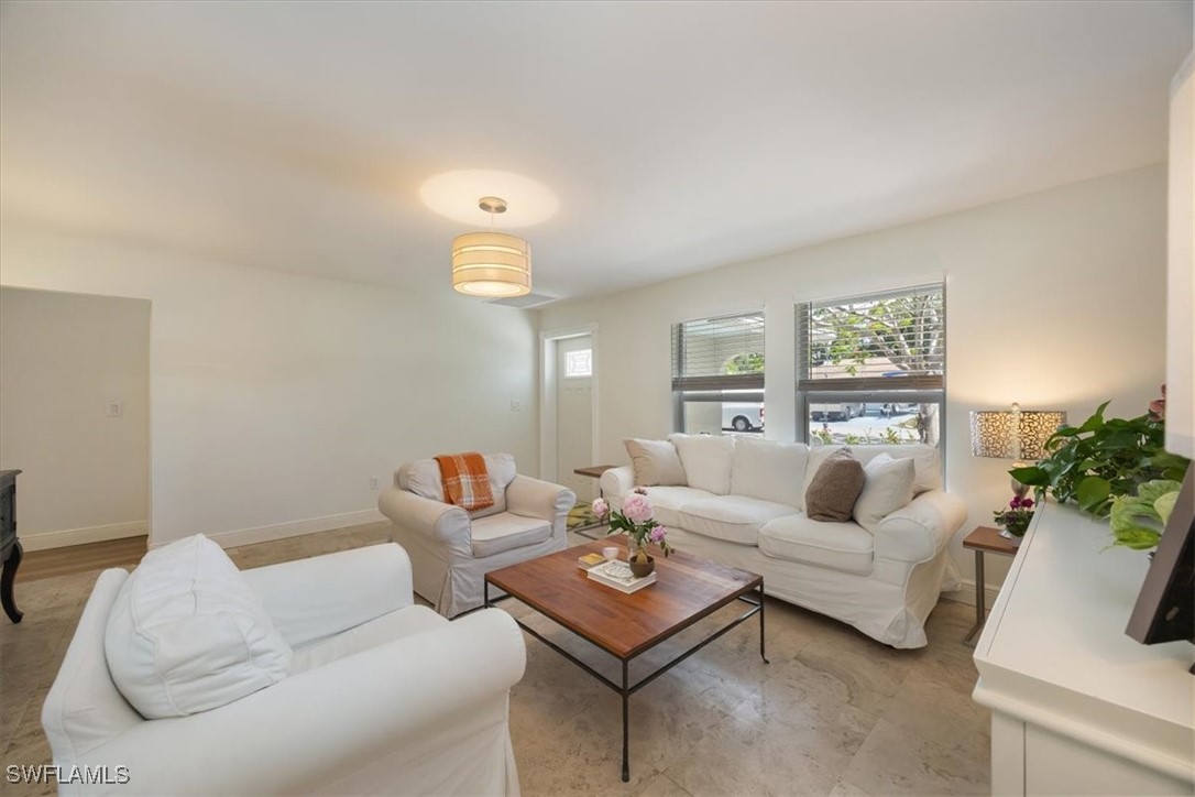 2777 Clipper Way