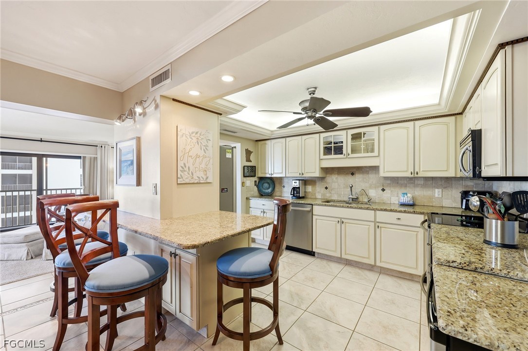 6610 Estero Boulevard 521