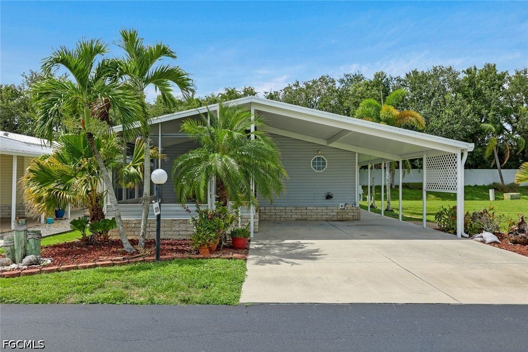 5318 Fiddleleaf Drive