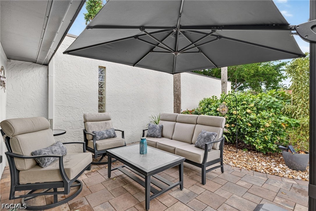4447 W Mainmast Court