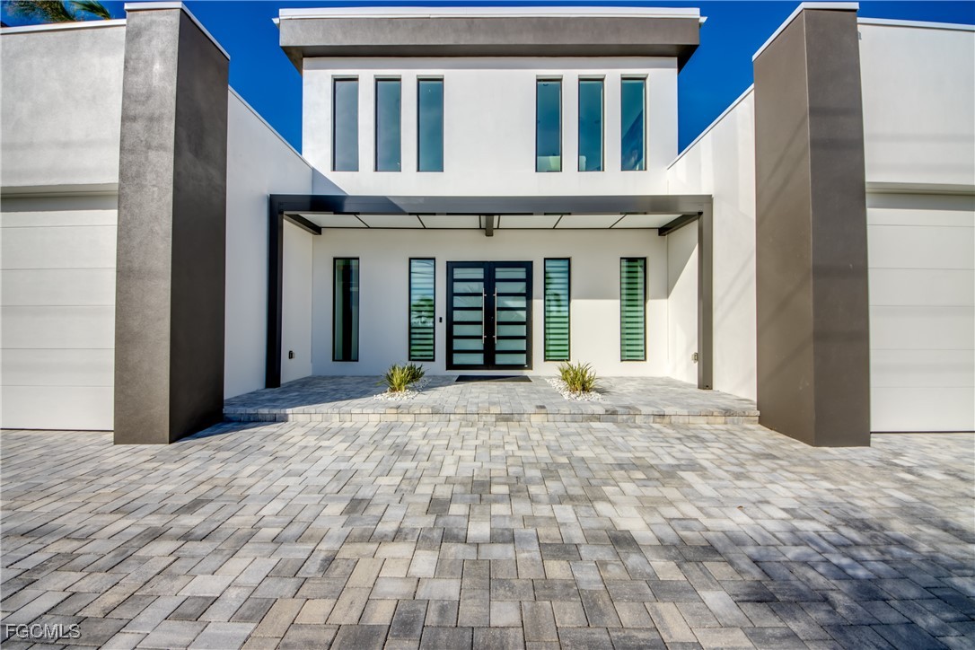 5306 Sands Boulevard