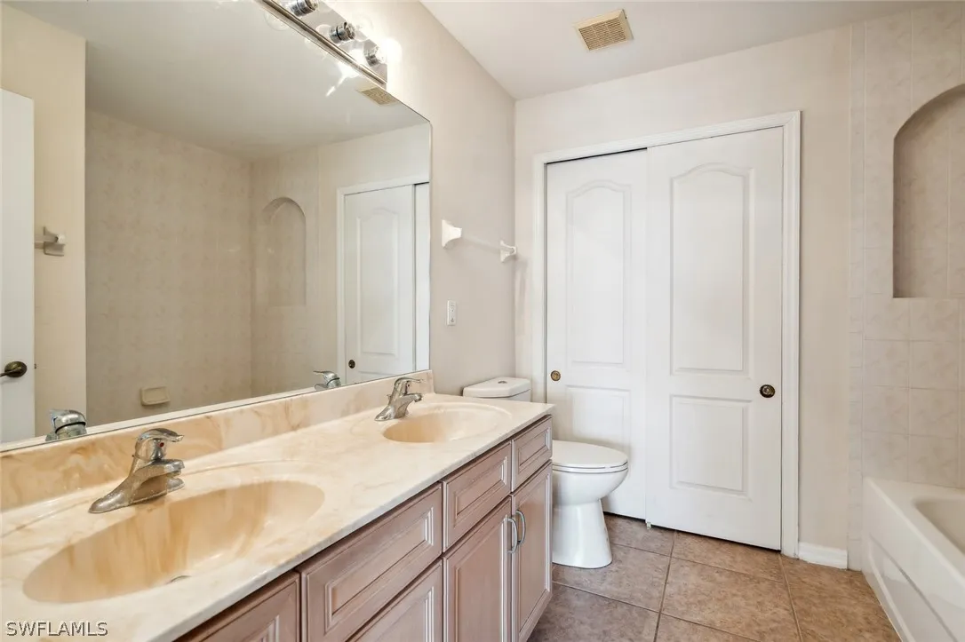 Cape Coral, Florida 33993, United States, 4 Bedrooms Bedrooms, ,3 BathroomsBathrooms,Residential,Active,53625