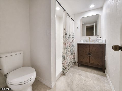 Tiny photo for 2524 NE 5th Place, Gainesville, FL 32641 (MLS # 2026026892)