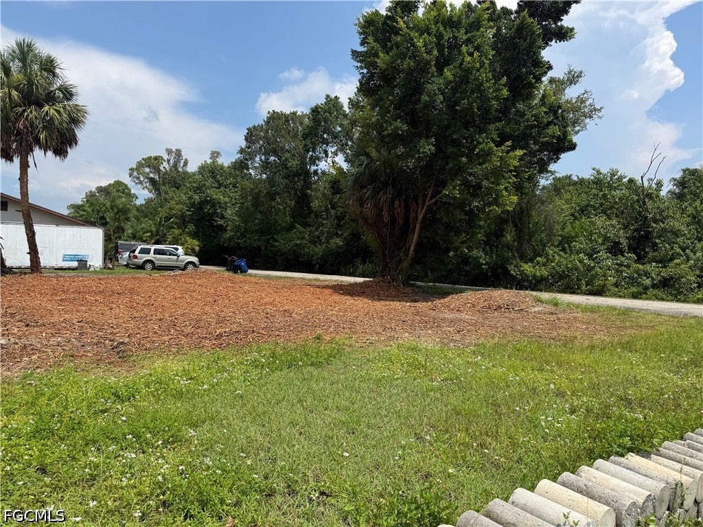 1209 Laurel Drive