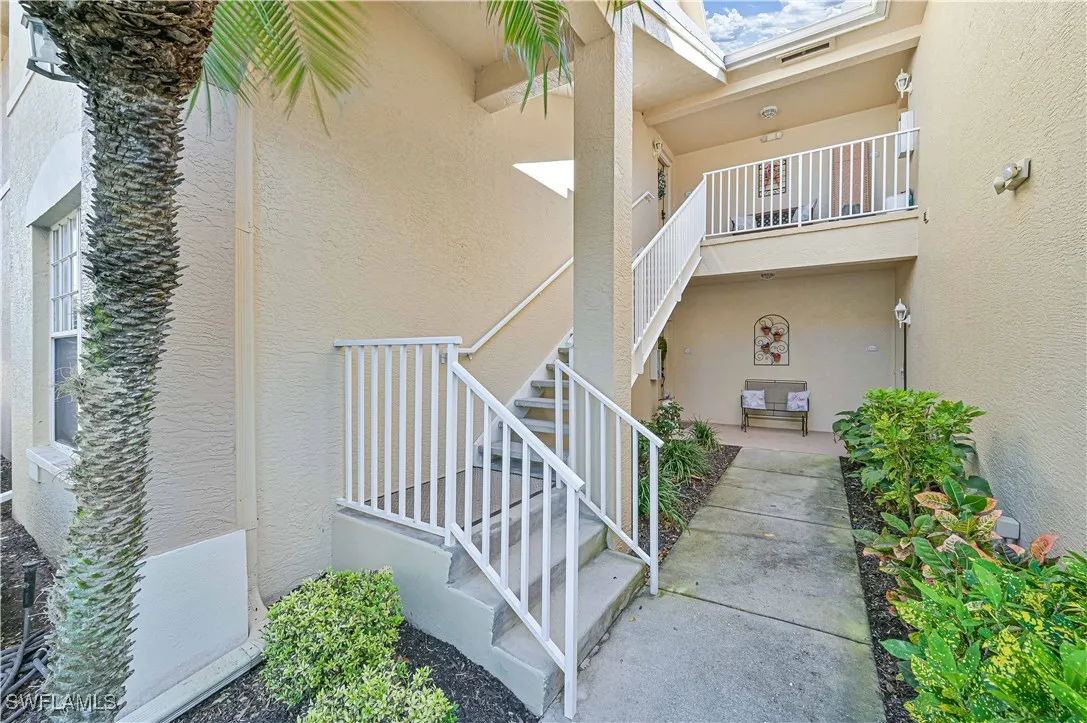 Fort Myers, Florida 33919, United States, 2 Bedrooms Bedrooms, ,2 BathroomsBathrooms,Residential,Active,20930