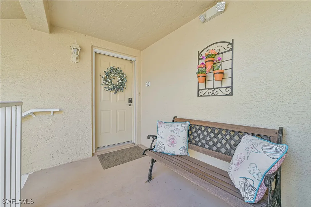 Fort Myers, Florida 33919, United States, 2 Bedrooms Bedrooms, ,2 BathroomsBathrooms,Residential,Active,20930