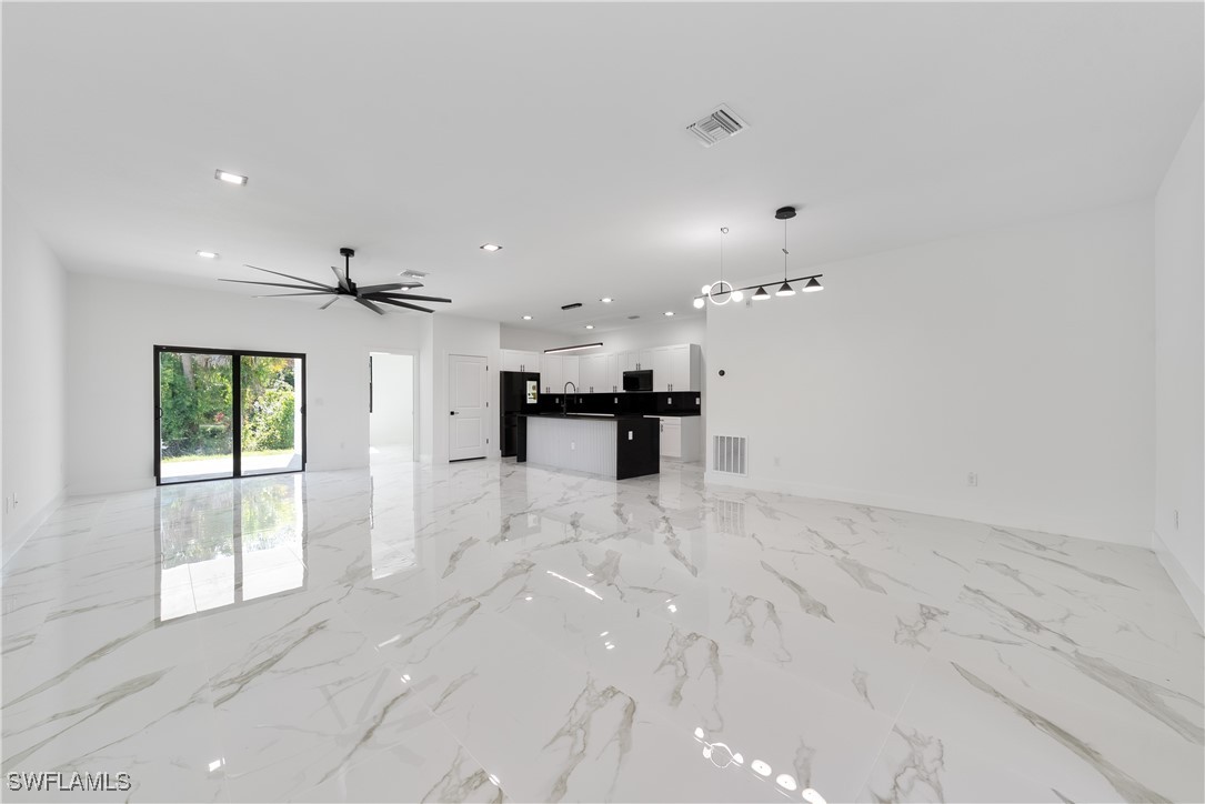 739 Woodcrest Drive