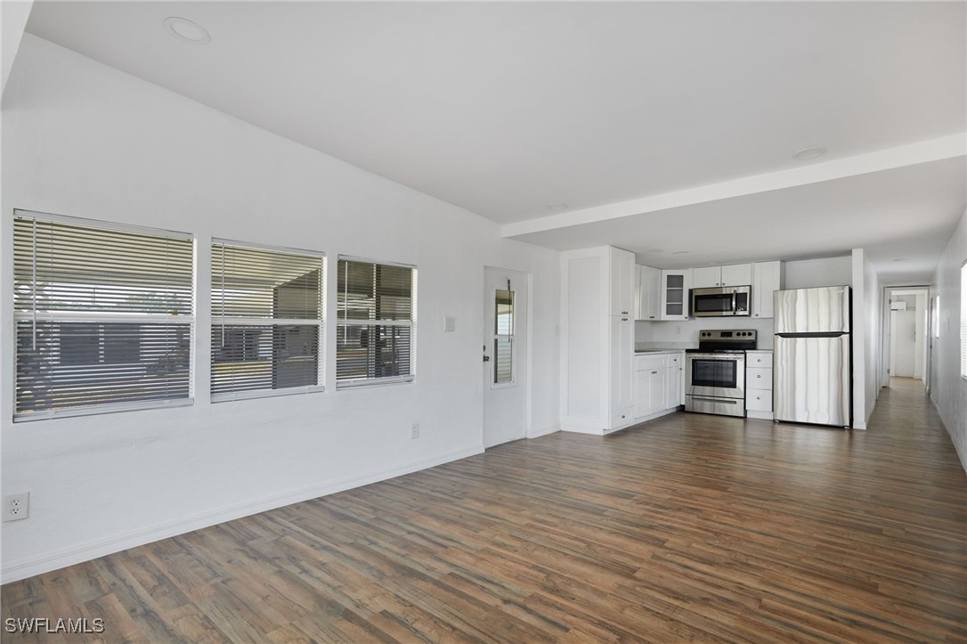 5558 Palm Beach Boulevard 214