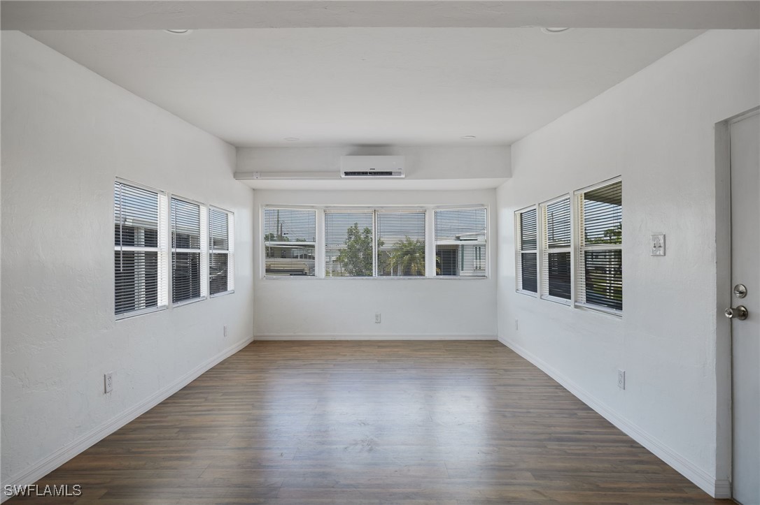 5558 Palm Beach Boulevard 214