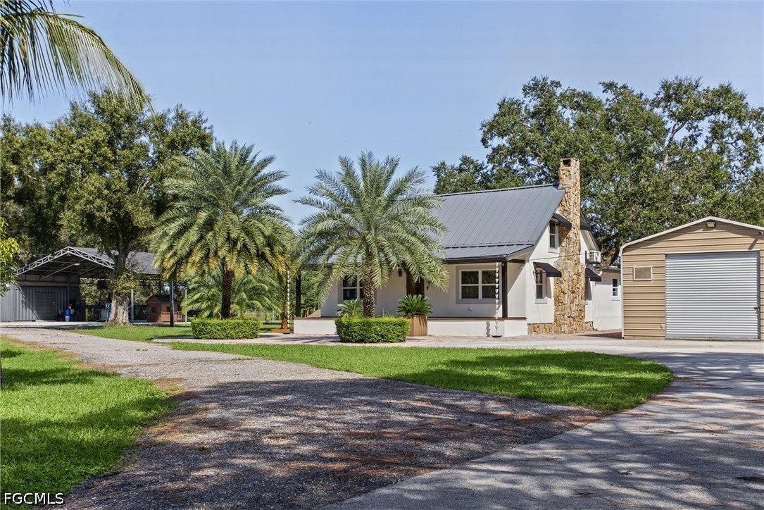 1308 Cabbage Way