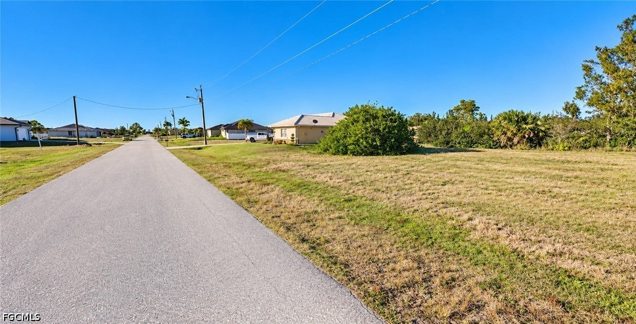 2372 NW 38th Place