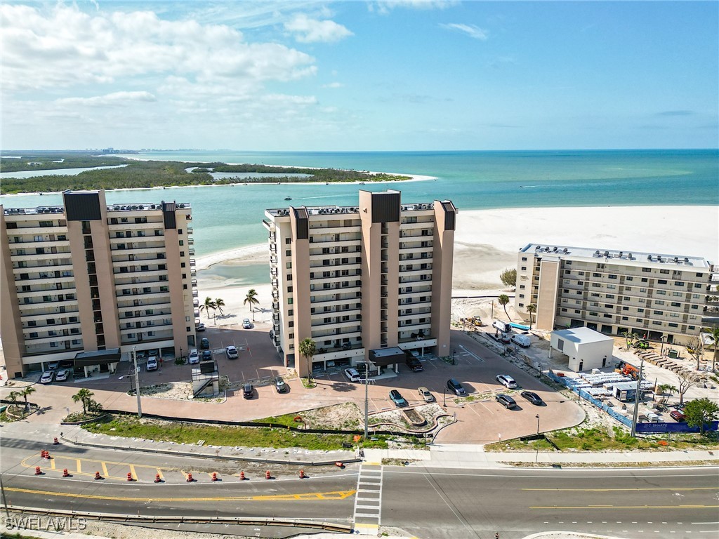 8400 Estero Boulevard 902