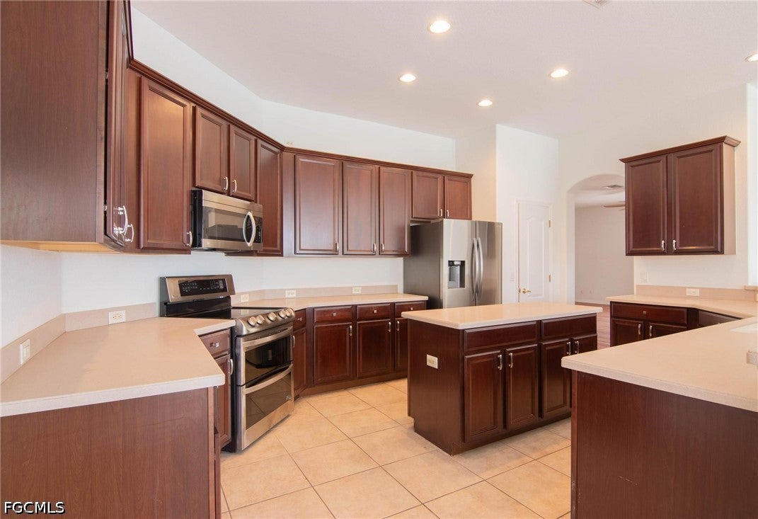2656 Fairmont Isle Circle