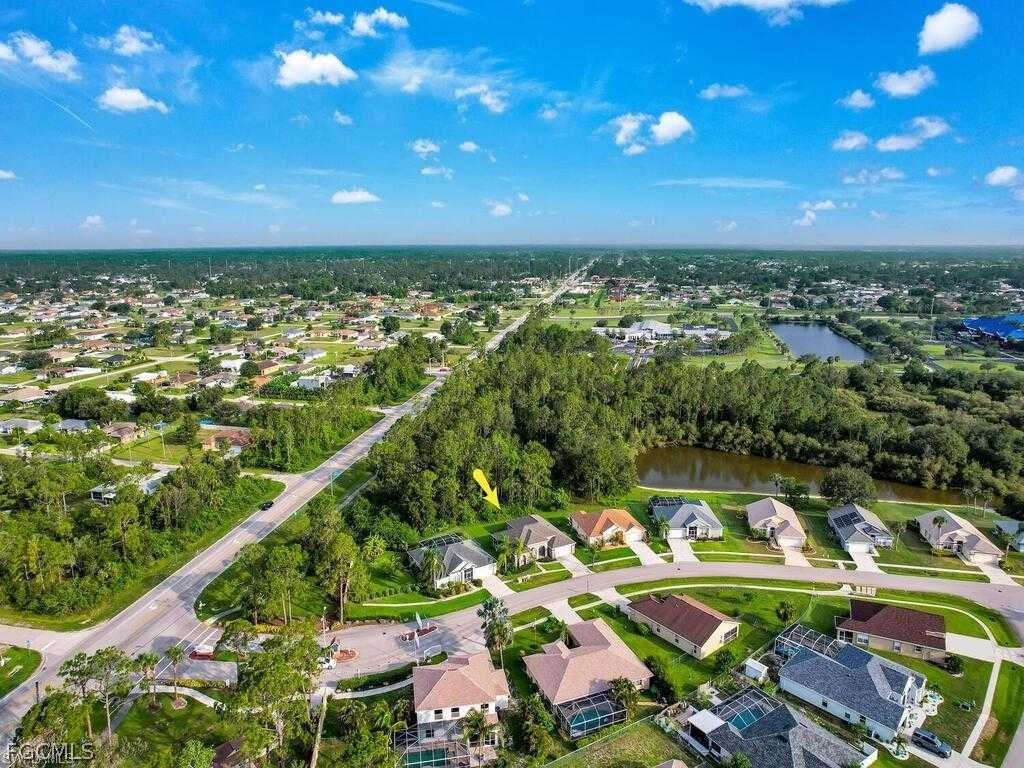 4409 Varsity Lakes Drive