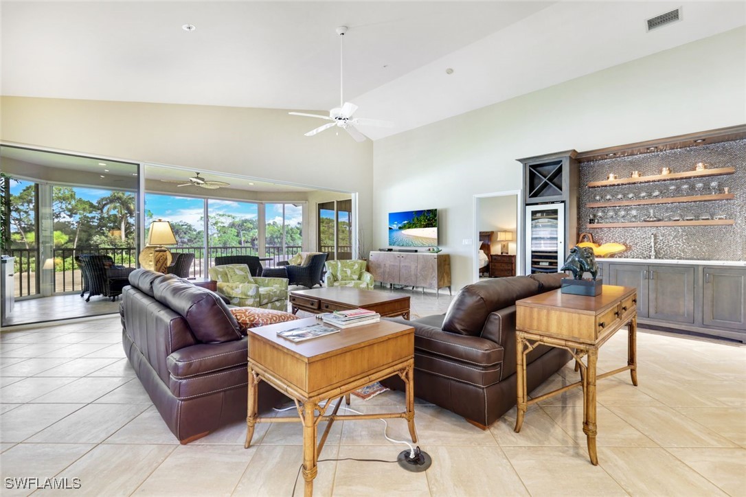 26280 Devonshire Court 201