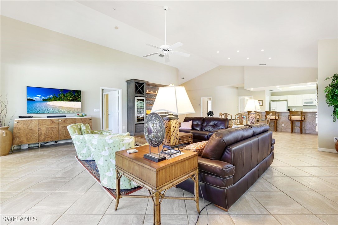26280 Devonshire Court 201