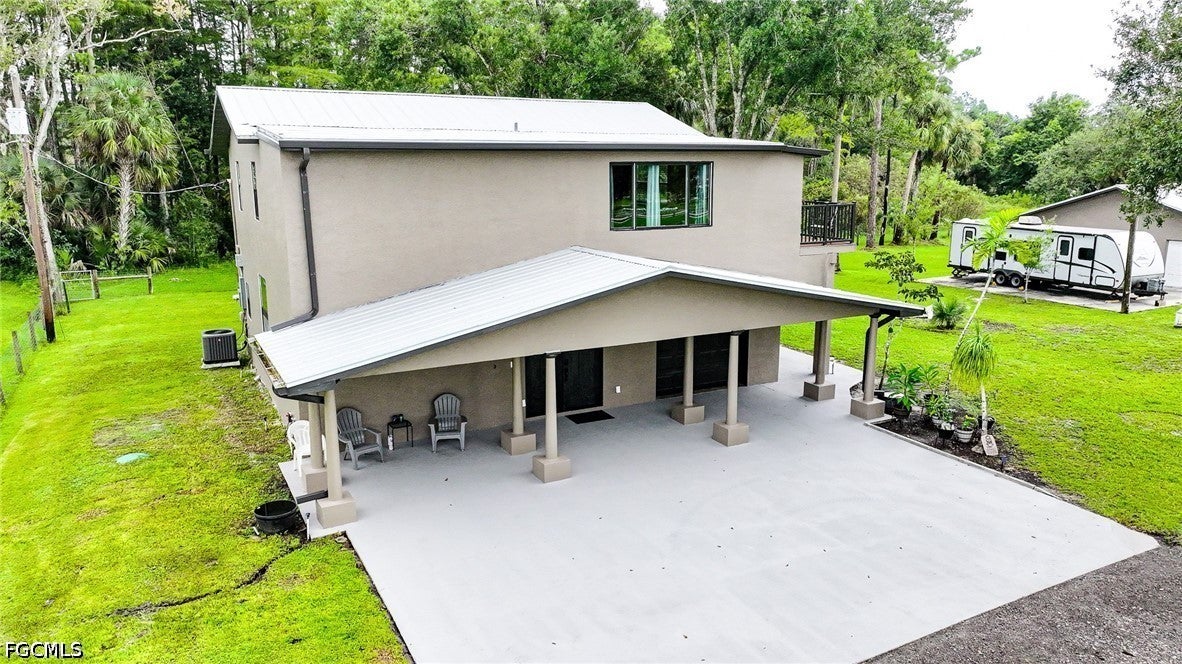 5961 Pangola Road