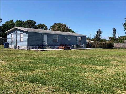 A home in CLEWISTON