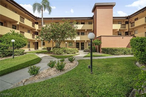 Photo of 6136 Whiskey Creek Drive #518, Fort Myers, FL 33919 (MLS # 2025004810) Photo of 6136 Whiskey Creek Drive #518, Fort Myers, FL 33919 (MLS # 2025004810)