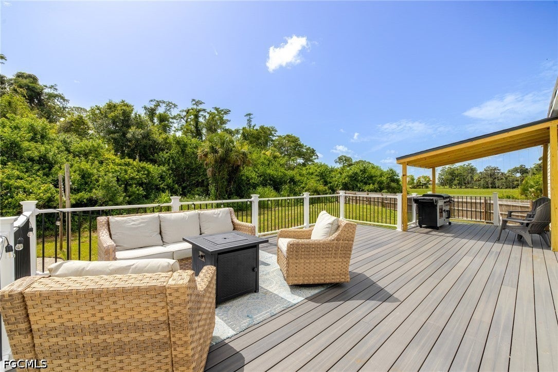 3005 Mignon Circle