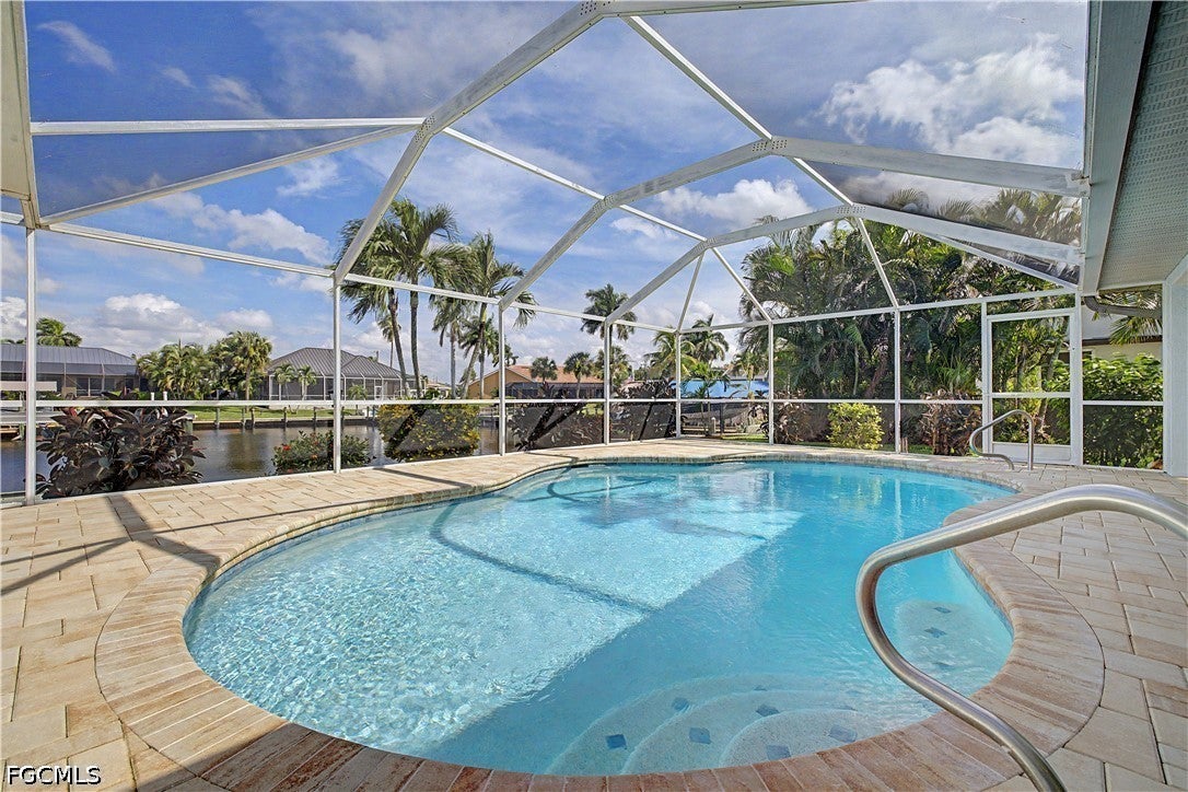 1813 SW 49th Terrace