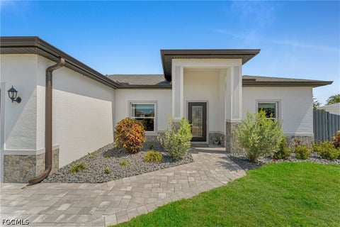 Tiny photo for 405 NW 10th Street, Cape Coral, FL 33993 (MLS # 2026025688)