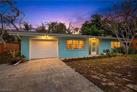 4633 Siesta Circle Fort Myers FL 33901