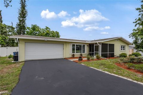 2255 Gorham Avenue Fort Myers FL 33907