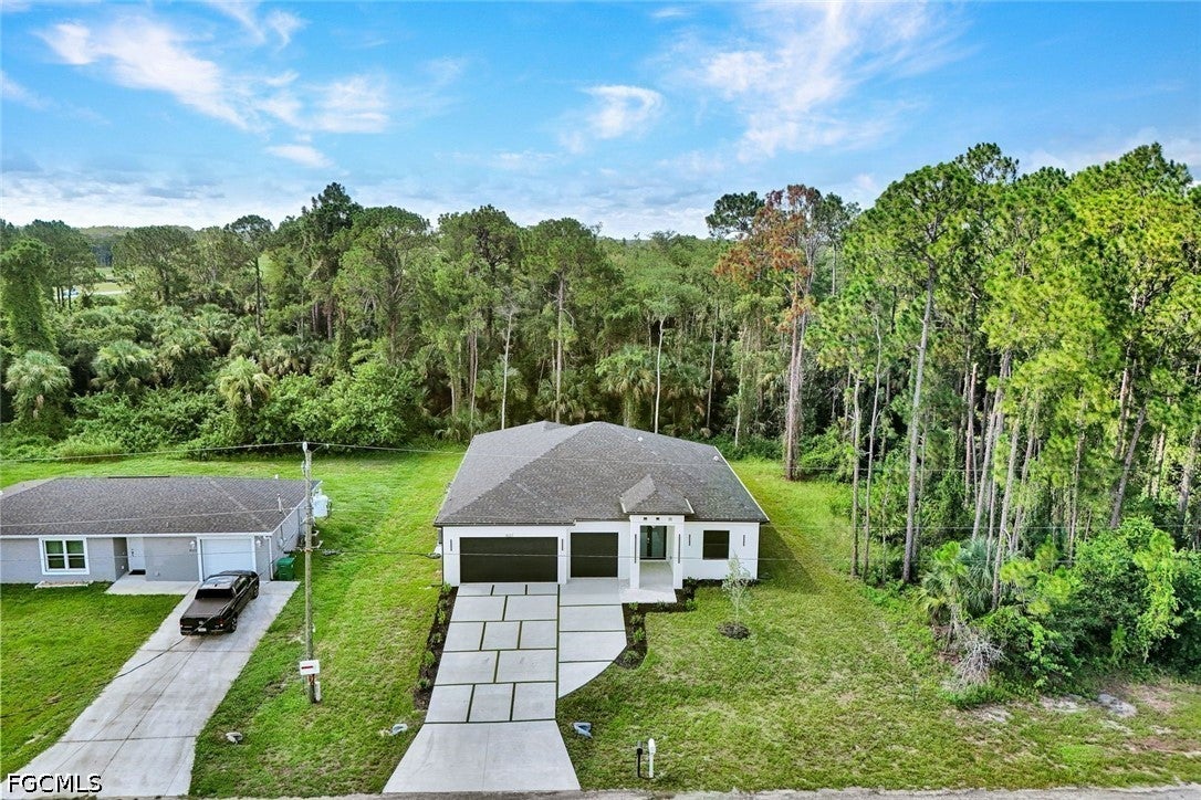 8027 Royal Circle